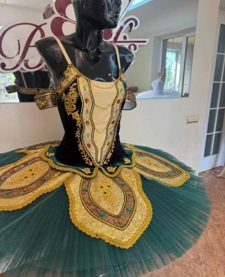 Stage ballet costume F 0369(3249)