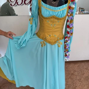 Stage costume P 0129 - image 8