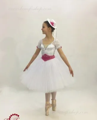 Costum de scena F 0470