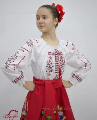 National moldavian blouse J 0276