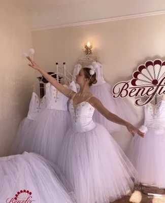 Stage costume F 0078