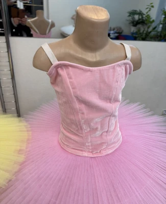 Costum profesional de balet de bază cu decor ușor T 0014(6054)