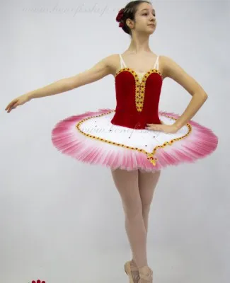 Costum de scena F 0402