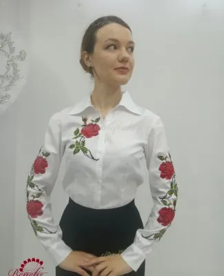 Moldavian national costume J 0296