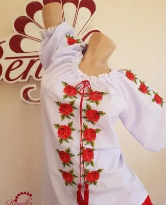 National moldavian blouse J 0346