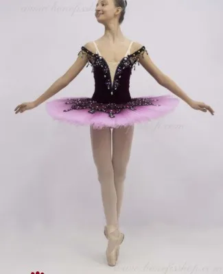 Stage costume F 0363