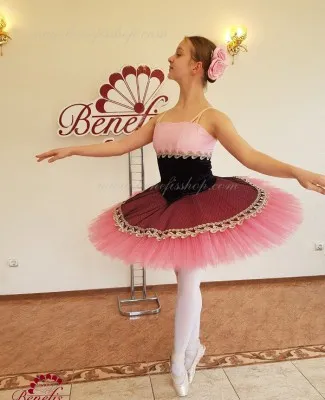 Stage costume F 0500