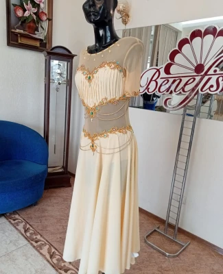 Stage ballet costume P 2411