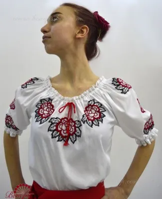 National moldavian blouse J 0306
