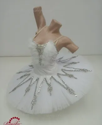 Stage costume F 0428