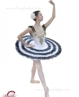 Costumul Spaniol F 0100