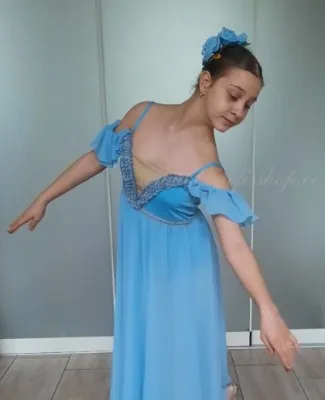 Costum liric F 0196A