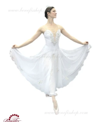 Лирический женский костюм F 0097