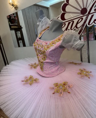 Stage costume F 0024`(5021)