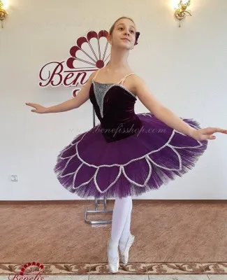 Stage costume F 0502