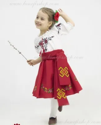 National moldavian blouse J 0179