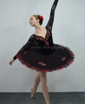 Сценический костюм F 0241