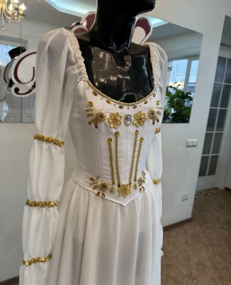 Stage costume F 0351