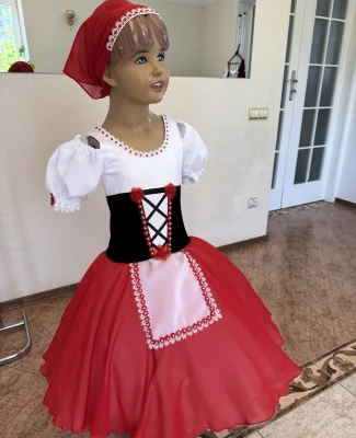Red Riding Hood R 0628A
