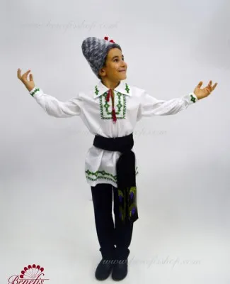 National moldavian shirt J 0207