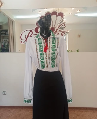 Молдавская национальная рубашка J 0399