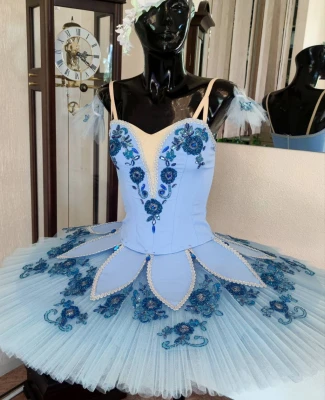Ballet costume P 3111