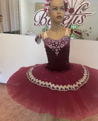 Stage costume P 1342
