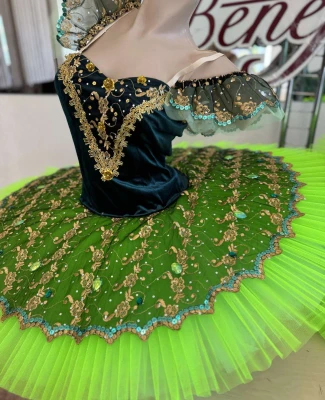 Сценический костюм F 0527(3149)