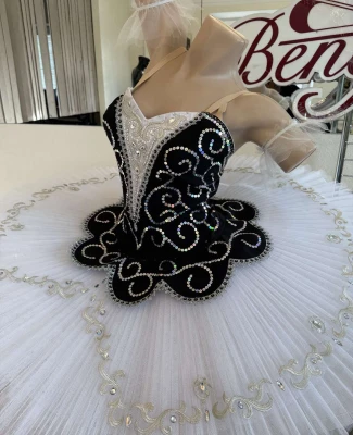 STAGE COSTUME F0073(2311)