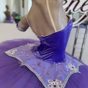 Stage costume F 0528 - image 10