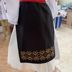 Moldavian national Skirt J 0155 - image 10