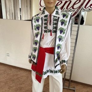 National moldavian shirt J 0238 - image 12