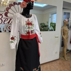 Moldavian national Skirt J 0146 - image 10