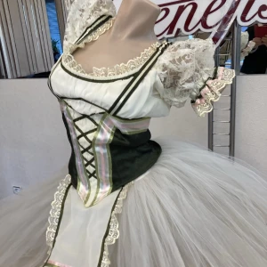Giselle P 0512(2395) - image 3