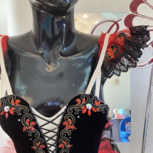 Soloist s costume – scene “Tavern” P 0306(2755) - image 3