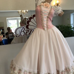 Stage ballet costume P 1409 - image 67