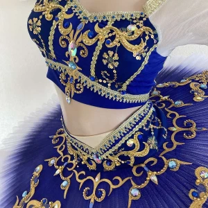 Stage costume P 1532 - image 2