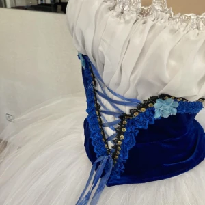 Peasant dance P 0509B - image 6