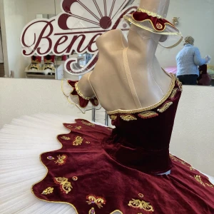 Костюм солистки P 1302 - image 49