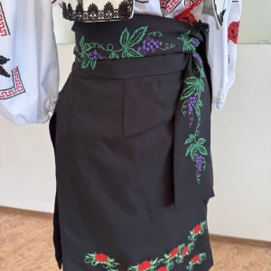 Moldavian national Skirt J 0146 - image 21