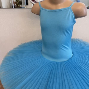 Dansatoare Mica T 0005(4907) - image 4