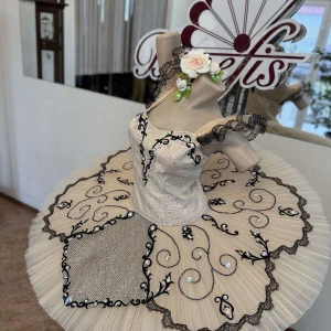 Ballet costume P 1338 - image 5