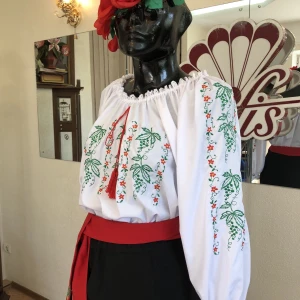 National moldavian blouse J 0393 - image 3