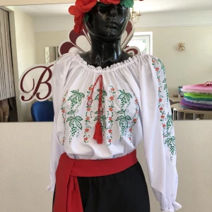 National moldavian blouse J 0393 - image 4