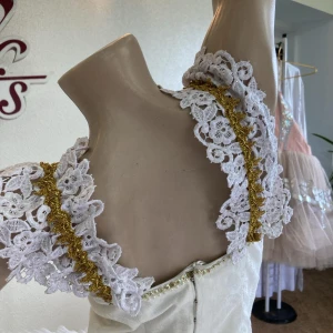 Costum pentru scena F 0045 - image 35