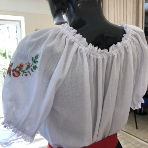 National moldavian blouse J 0391 - image 9