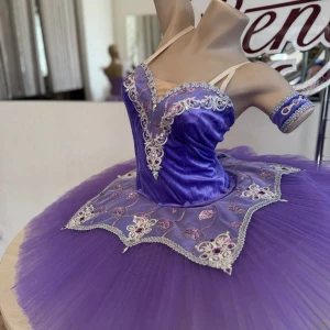 Stage costume F 0528 - image 7