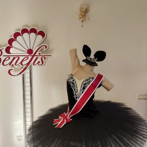 The Mouse Queen P 0115B - image 2
