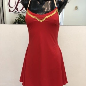 Rochie pe un costum de baie A 0066 - image 6