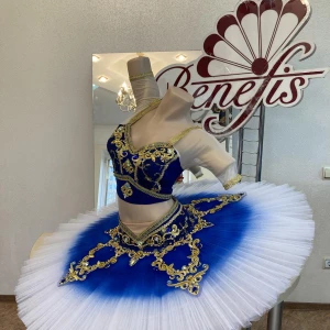 Stage costume P 1532 - image 18